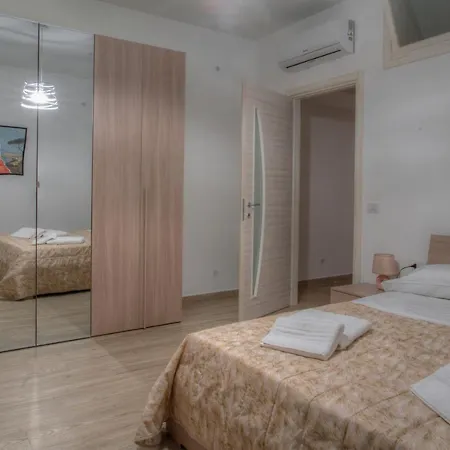 Ferienwohnung Corso Vittorio Emanuele 110C Neapel Exterior foto